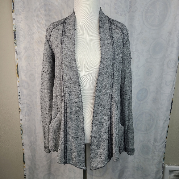 Kuhl Nova Wrap Cardigan Sweater Small grey viscose/wool blend open front pockets - Picture 1 of 15